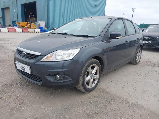 2010 FORD FOCUS 1.6 ZETEC 5DR for sale at Copart ROCHFORD