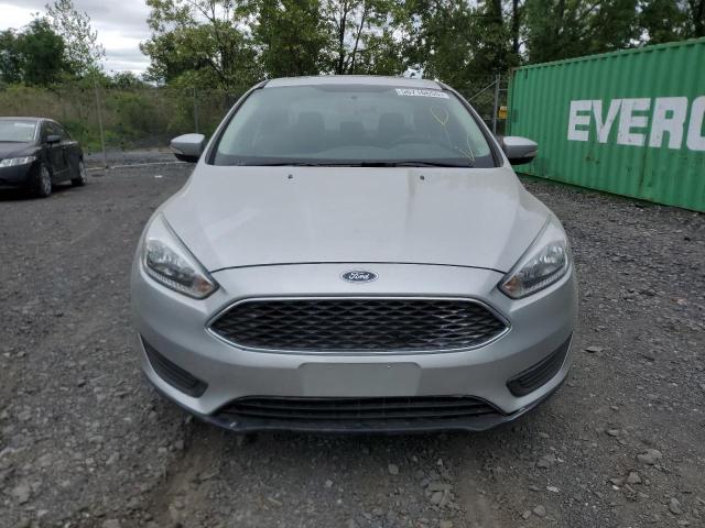 Sedans FORD FOCUS 2016 Silver