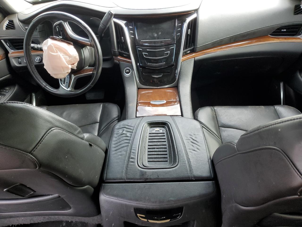 2018 Cadillac Escalade Luxury VIN: 1GYS4BKJ9JR197451 Lot: 56870235