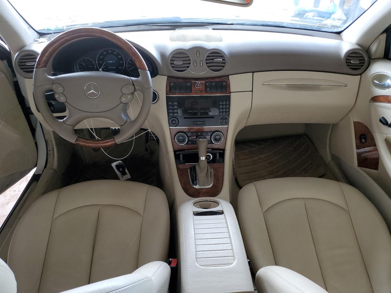 2007 Mercedes-Benz Clk 550 VIN: WDBTJ72H87F210499 Lot: 58869815