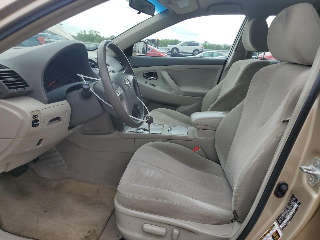 2010 Toyota Camry Base VIN: 4T1BF3EK4AU090262 Lot: 58736835