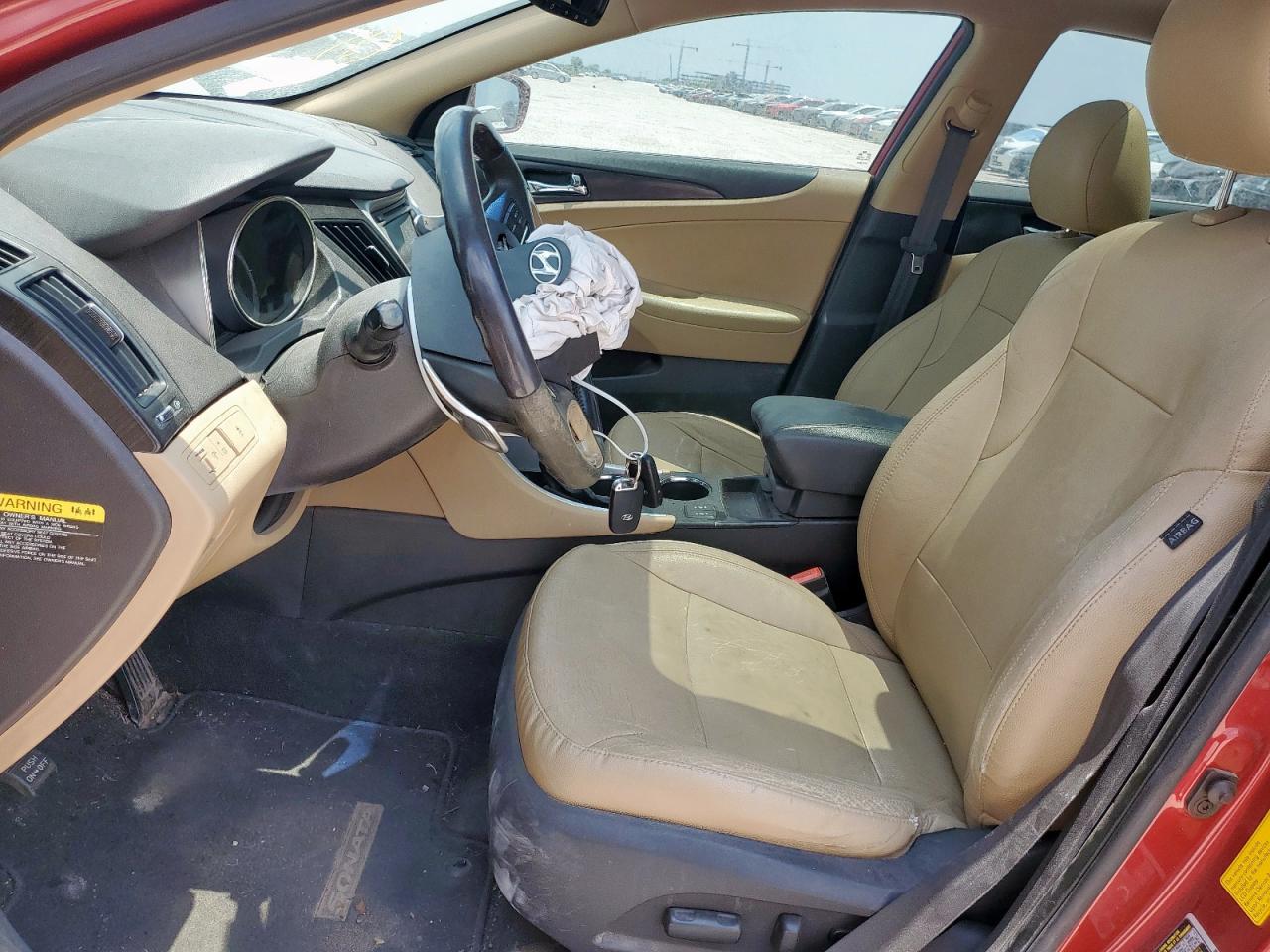 2012 Hyundai Sonata - Image 7