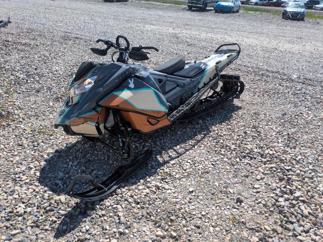 2022 SKIDOO SUMMIT X 8  