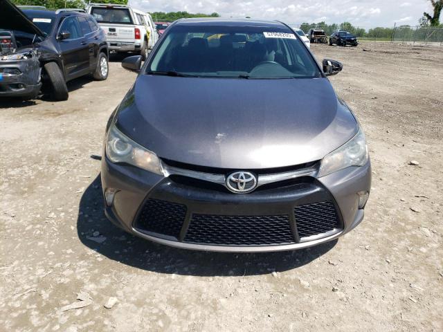 Седаны TOYOTA CAMRY 2015 Серый