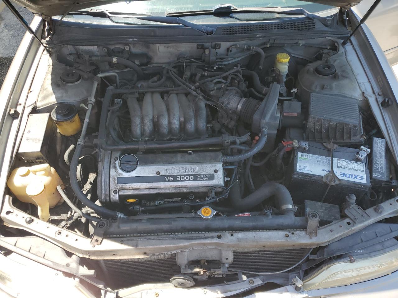 1998 Nissan Maxima Gle VIN: JN1CA21D0WT525657 Lot: 57055485