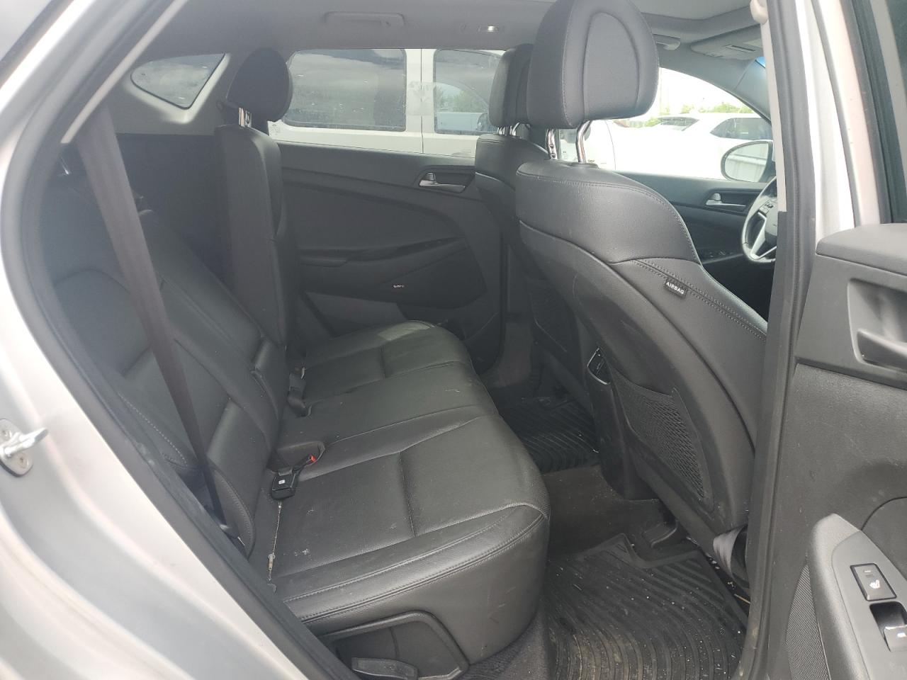 2018 Hyundai Tucson Value VIN: KM8J3CA25JU622743 Lot: 56660645