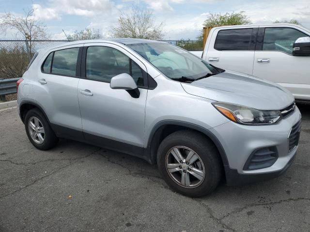 CHEVROLET TRAX 2018 Серебристый