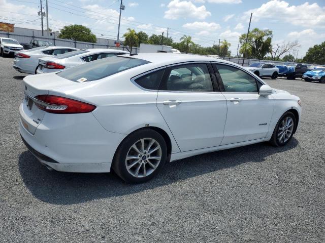 Седани FORD FUSION 2017 Білий
