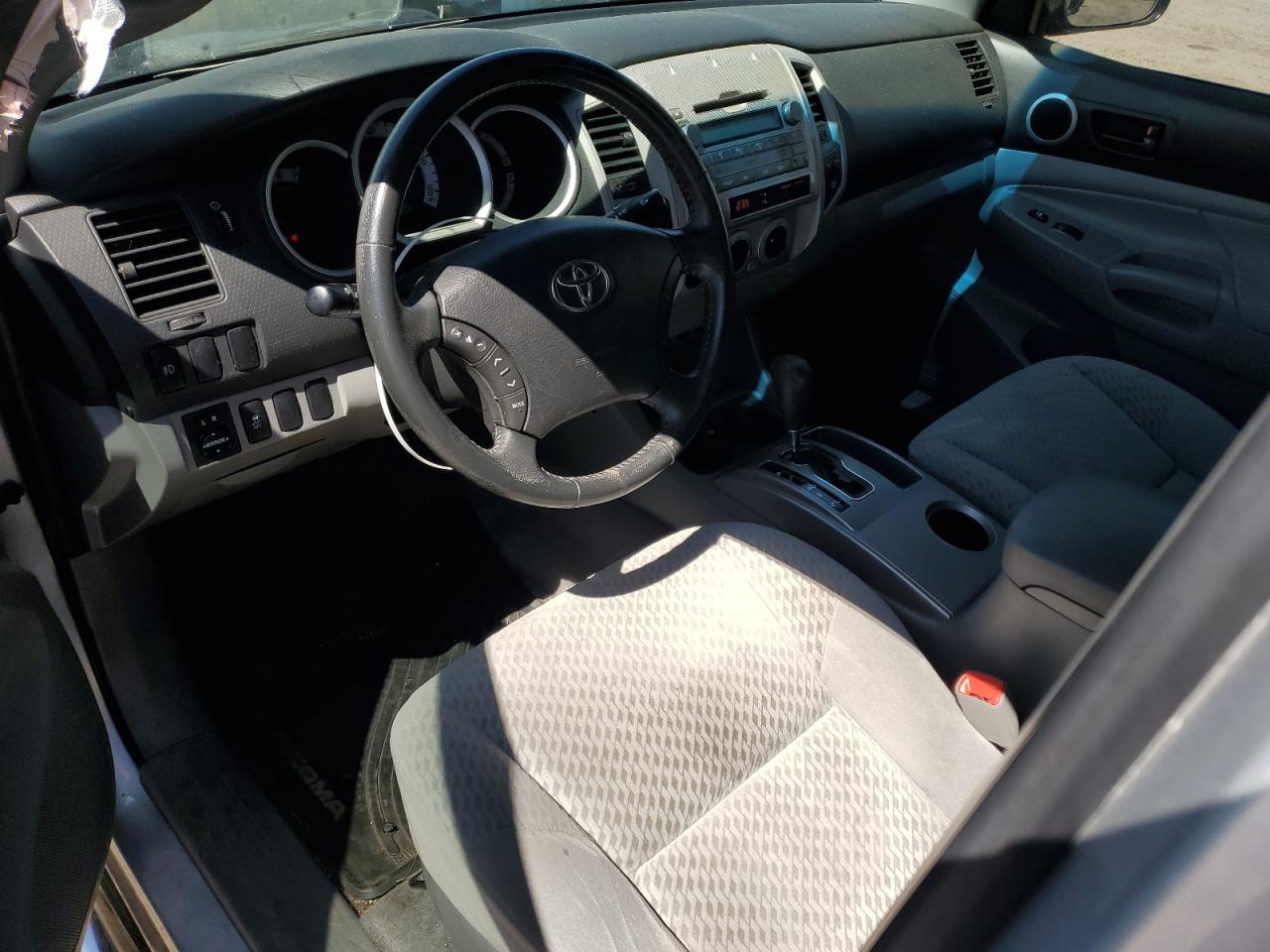 2011 Toyota Tacoma Prerunner Access Cab VIN: 5TFTU4GN6BX010584 Lot: 57284685