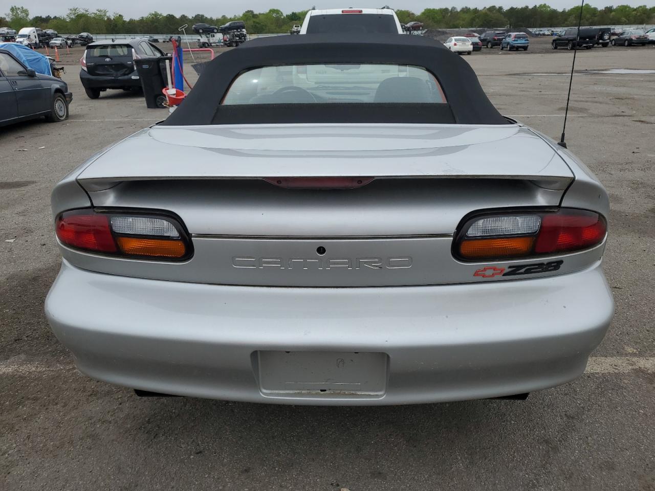 2000 Chevrolet Camaro Z28 VIN: 2G1FP32G5Y2108909 Lot: 57327685