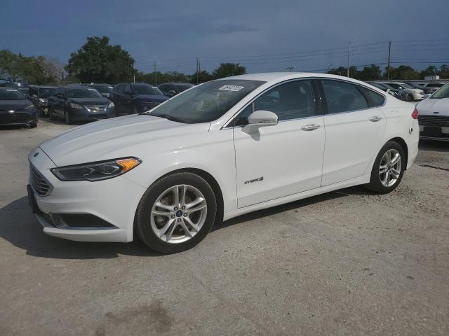  FORD FUSION 2018 Белый