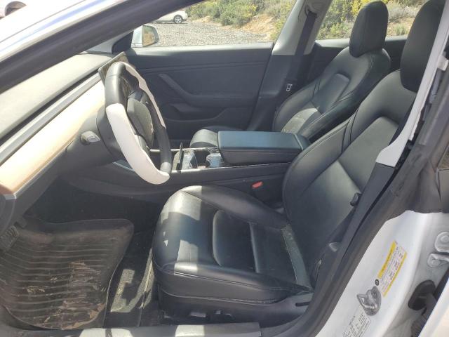  TESLA MODEL 3 2020 Белы