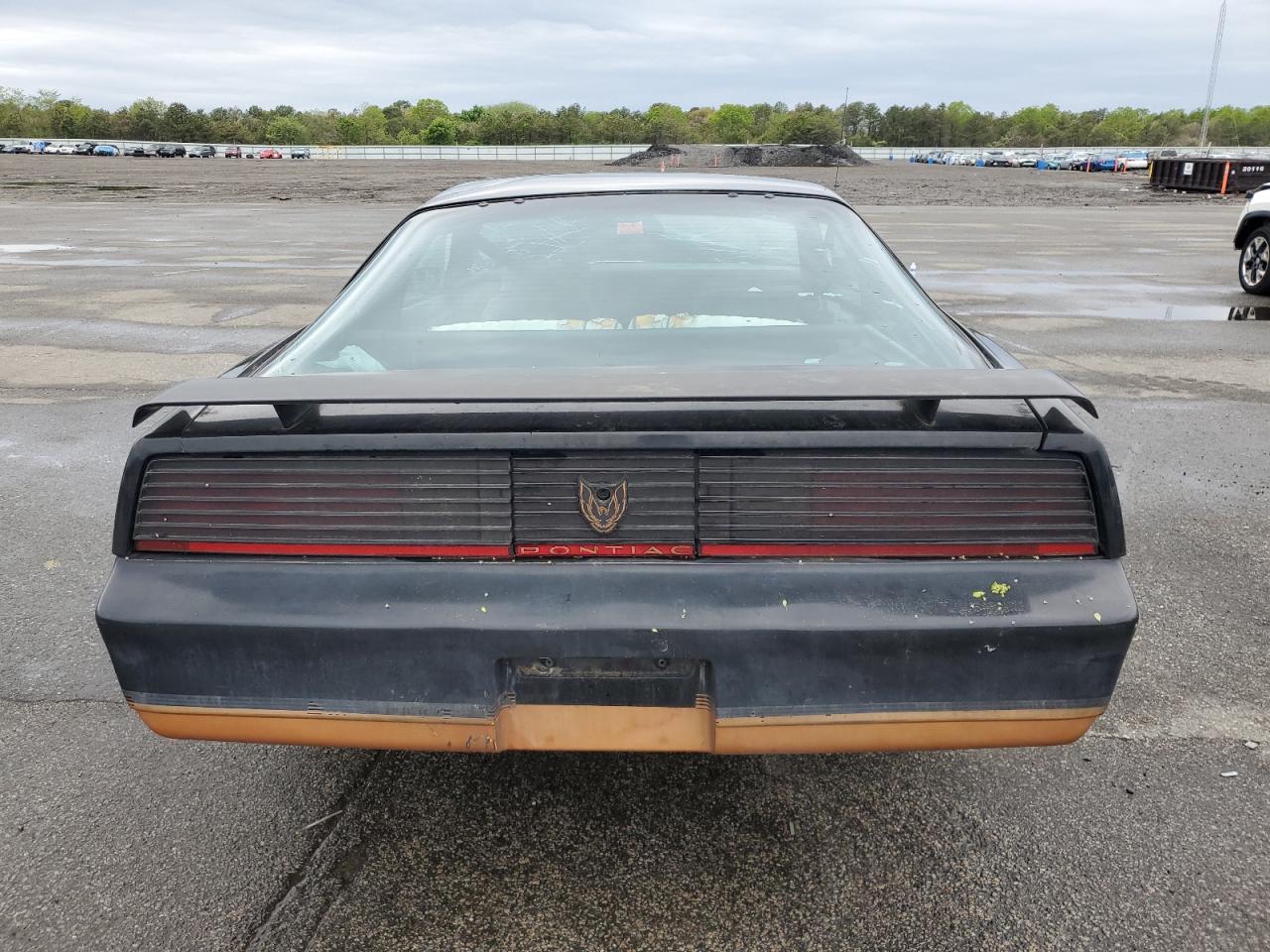 1983 Pontiac Firebird Trans Am VIN: 1G2AW87H5DN231857 Lot: 56677615