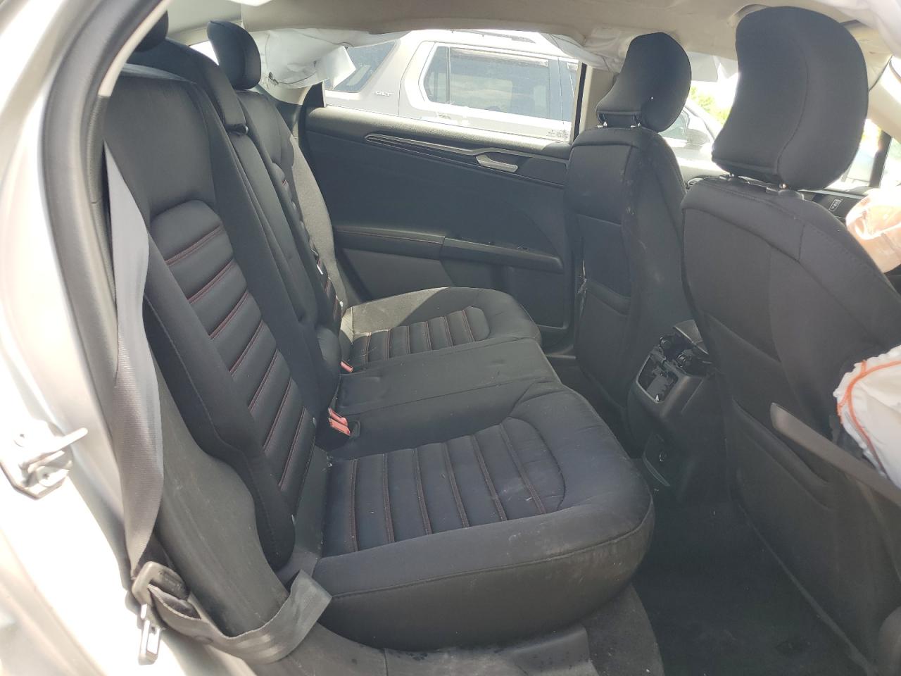 2015 Ford Fusion Se VIN: 3FA6P0HD2FR167388 Lot: 55762875