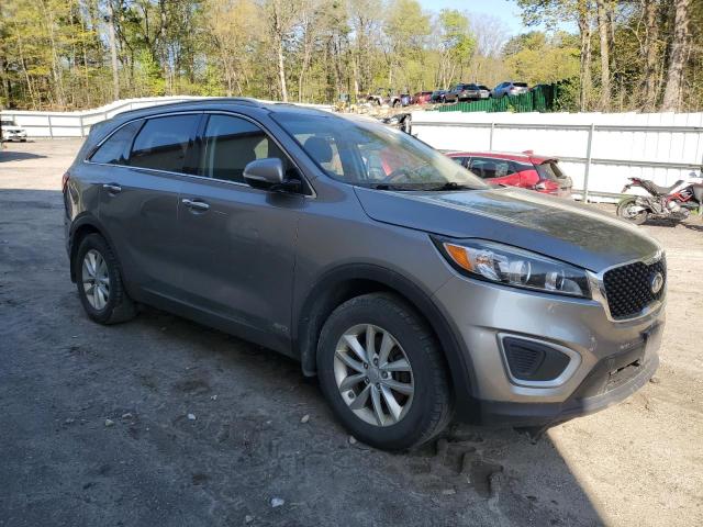  KIA SORENTO 2018 Srebrny