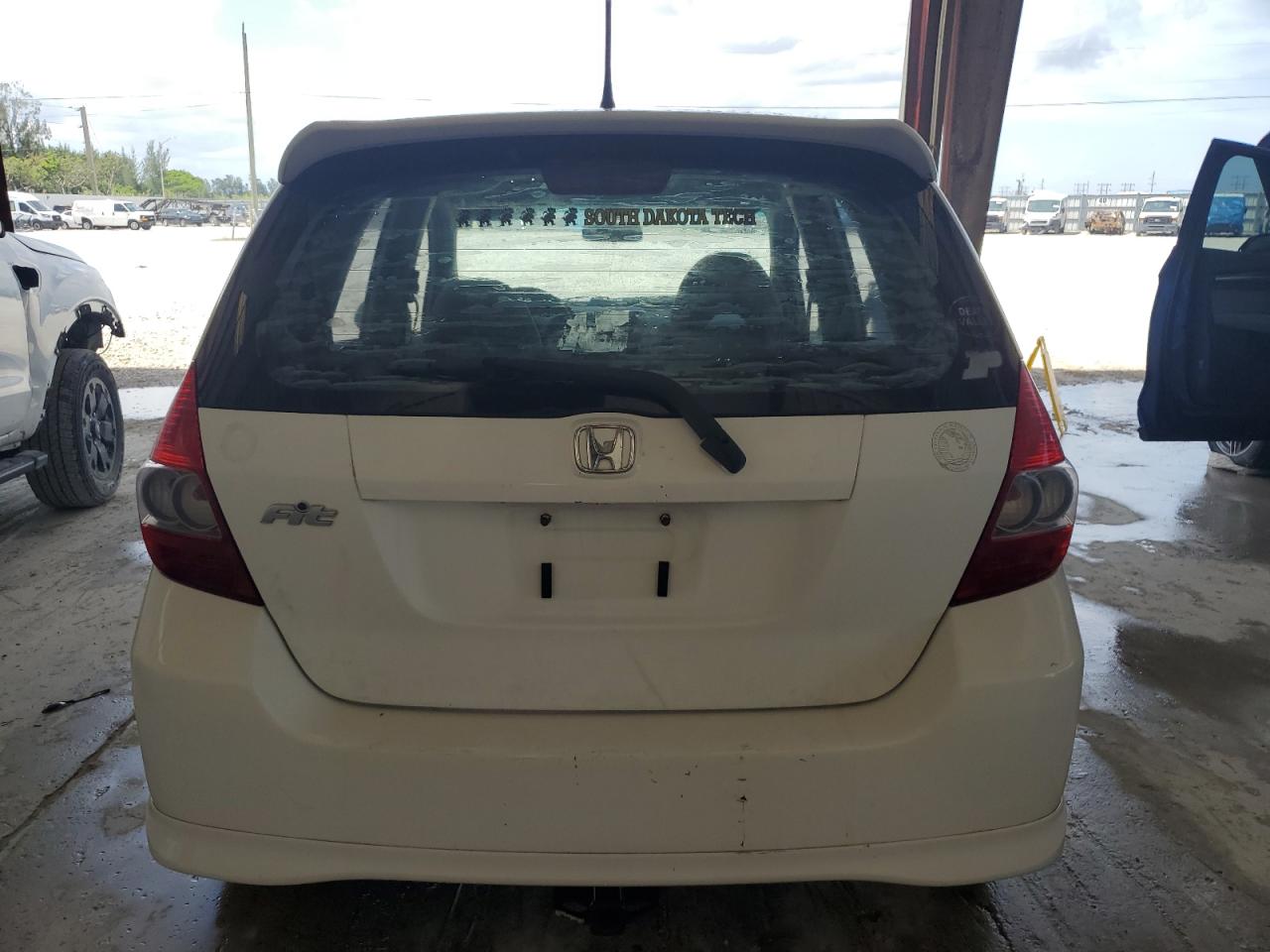 2007 Honda Fit S VIN: JHMGD38657S016138 Lot: 58316705