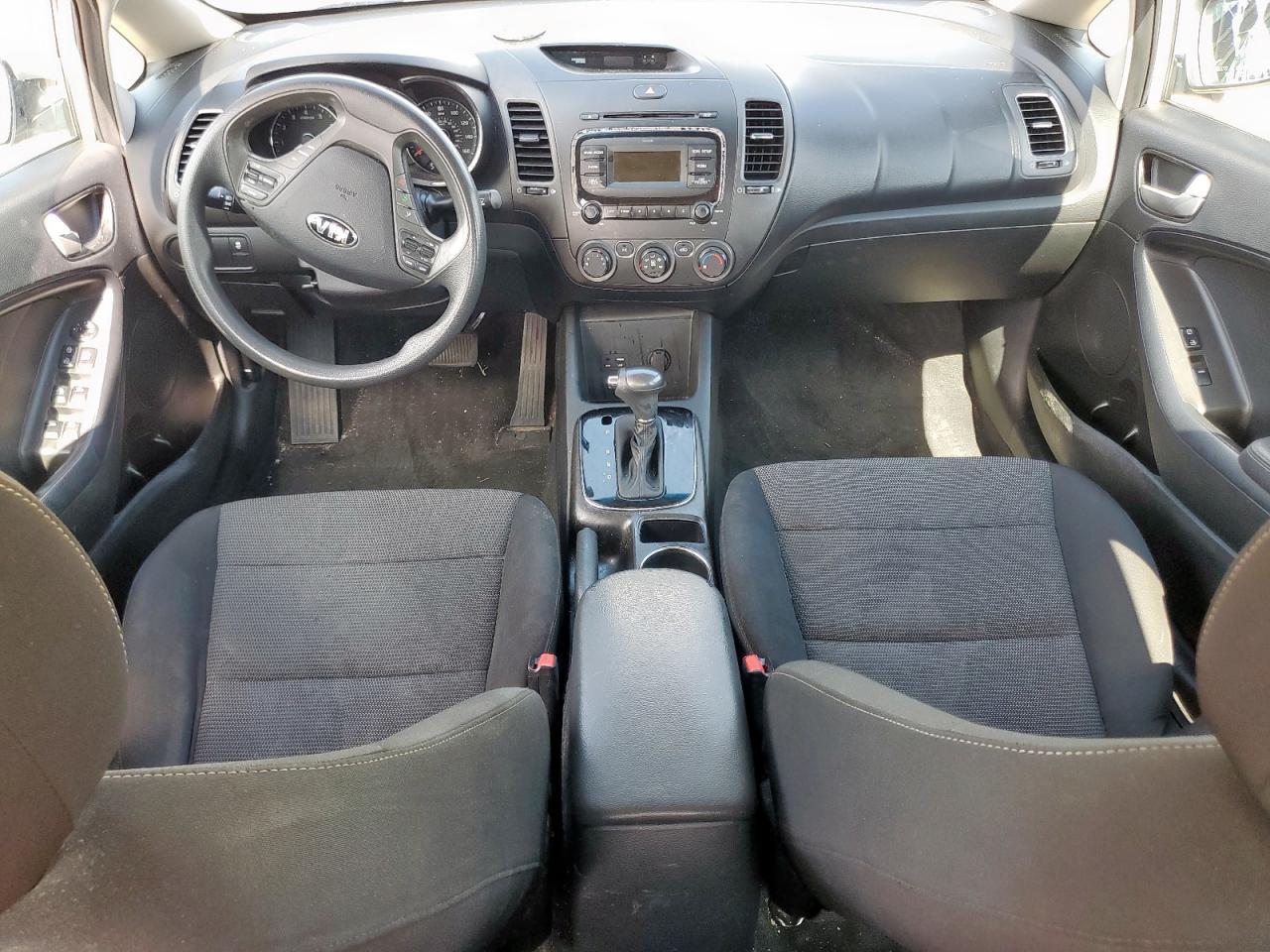 2018 Kia Forte Lx VIN: 3KPFK4A71JE184753 Lot: 58437765