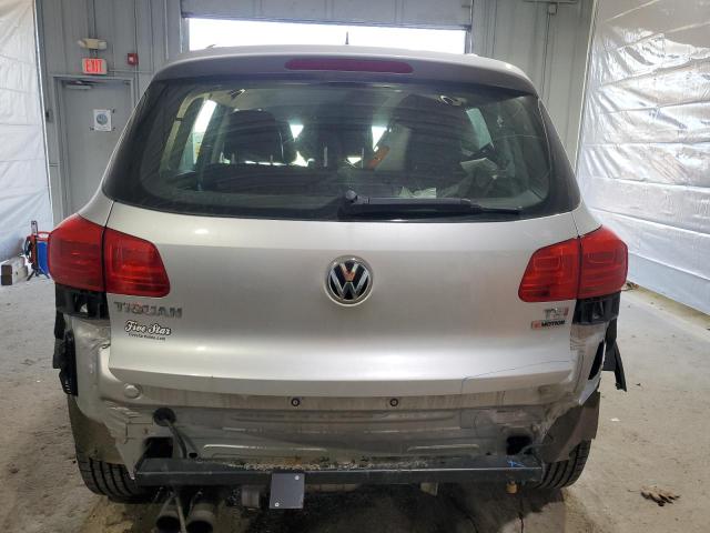 Parquets VOLKSWAGEN TIGUAN 2016 Srebrny