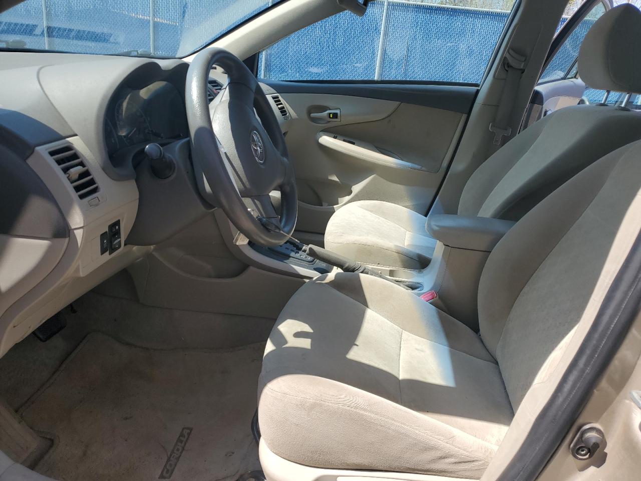 2010 Toyota Corolla Base VIN: 2T1BU4EE1AC225169 Lot: 57070225