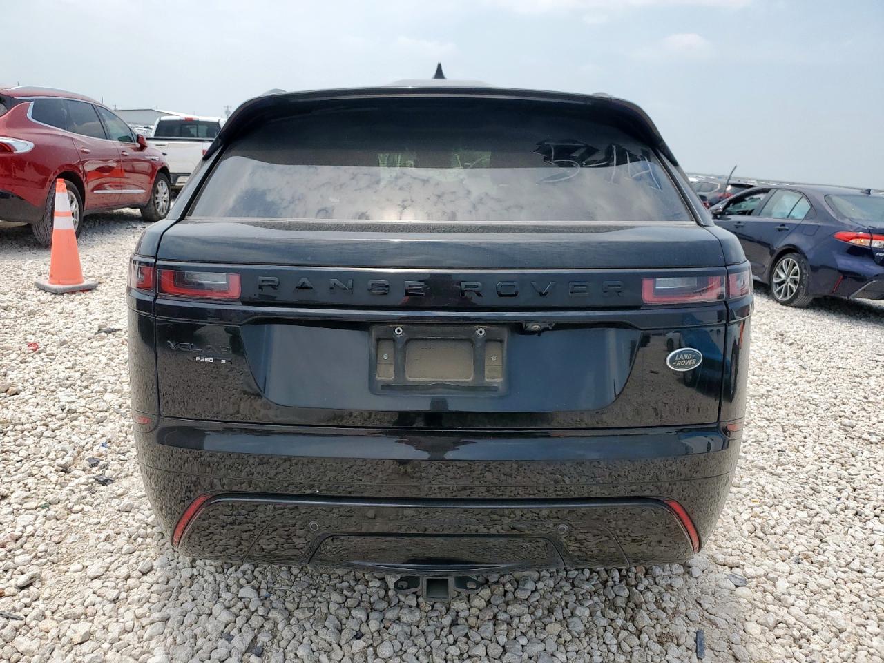 2018 Land Rover Range Rover Velar S VIN: SALYB2RV1JA749613 Lot: 57443005