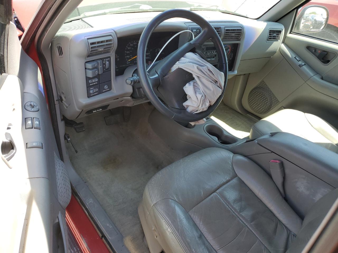 1996 Chevrolet Blazer VIN: 1GNCT18W2TK201658 Lot: 56384935