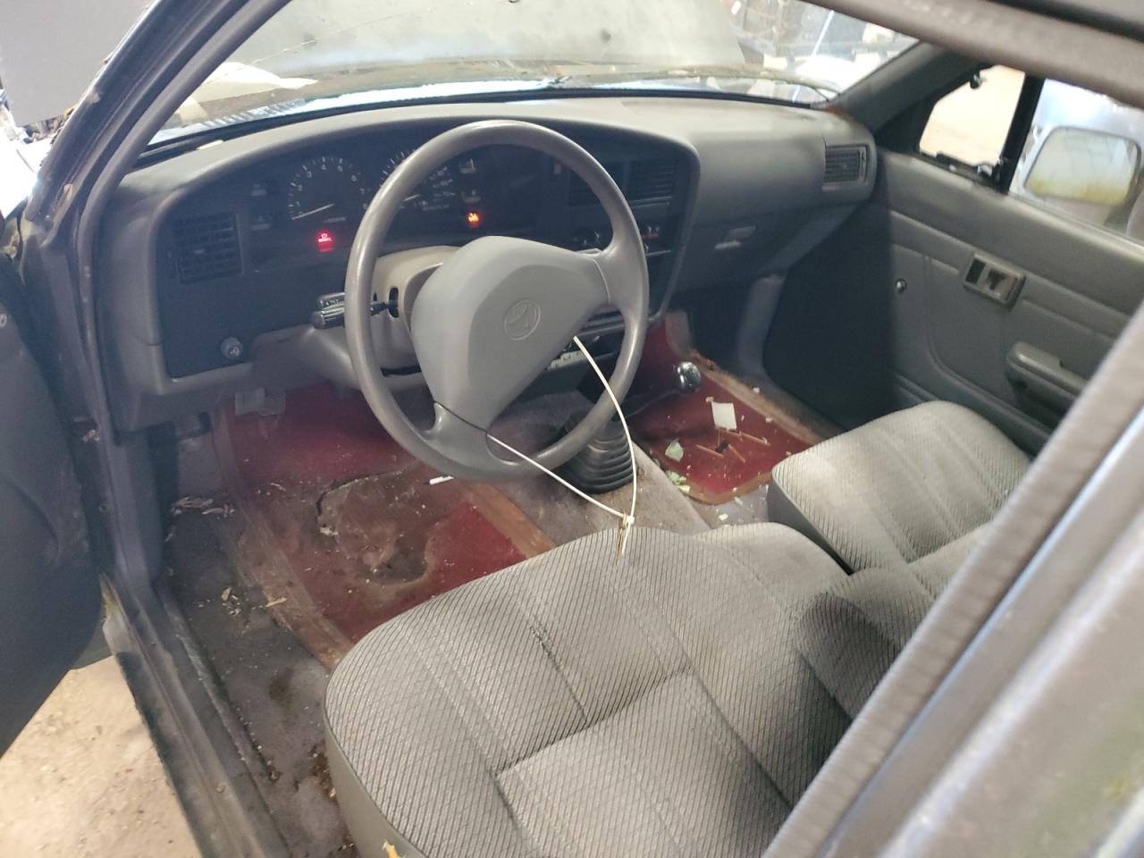 1992 Toyota Pickup 1/2 Ton Extra Long Wheelbase Dlx VIN: JT4RN93P0N5065687 Lot: 56355125