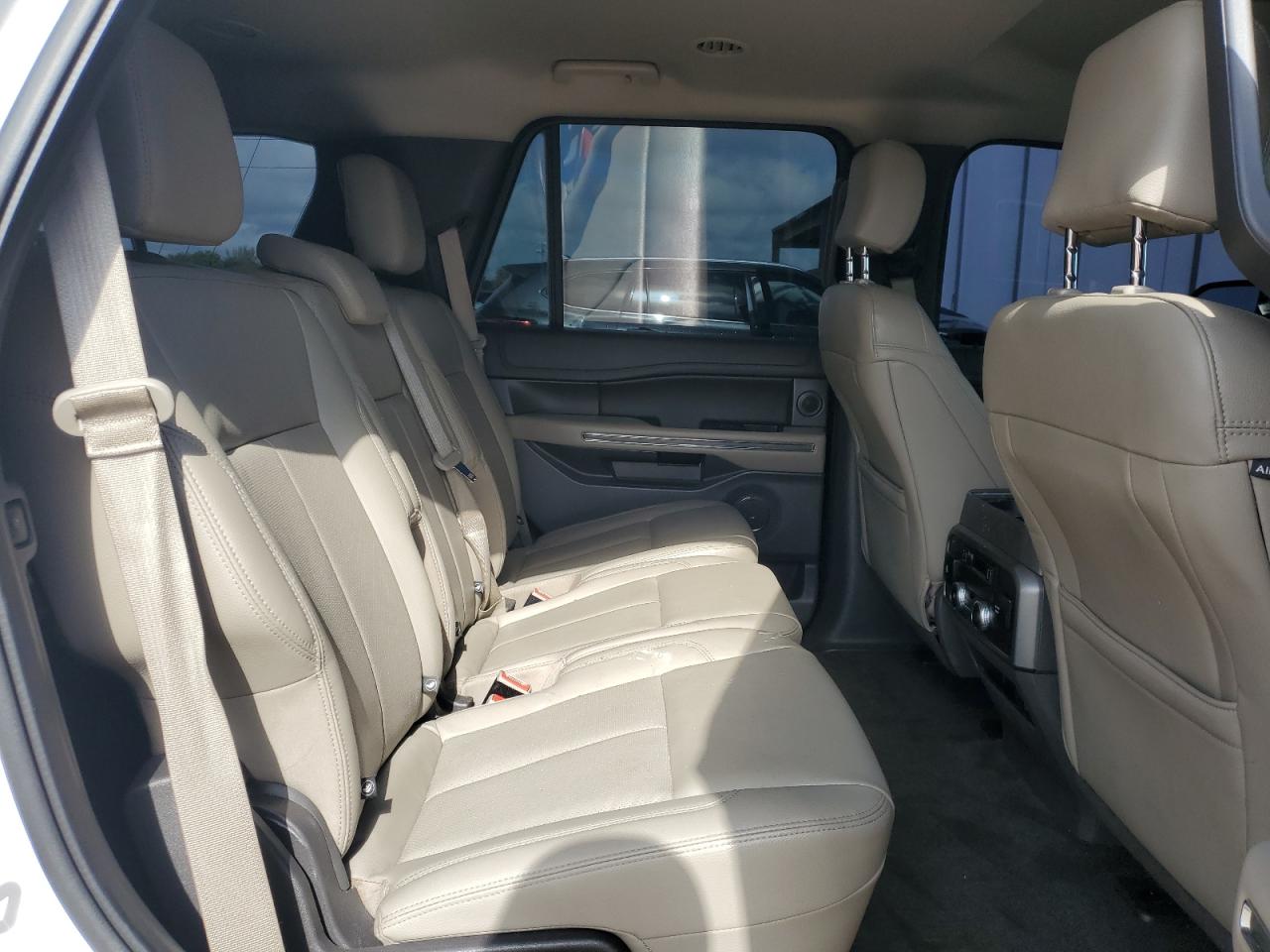 2019 Ford Expedition Xlt VIN: 1FMJU1JT8KEA00966 Lot: 56591225