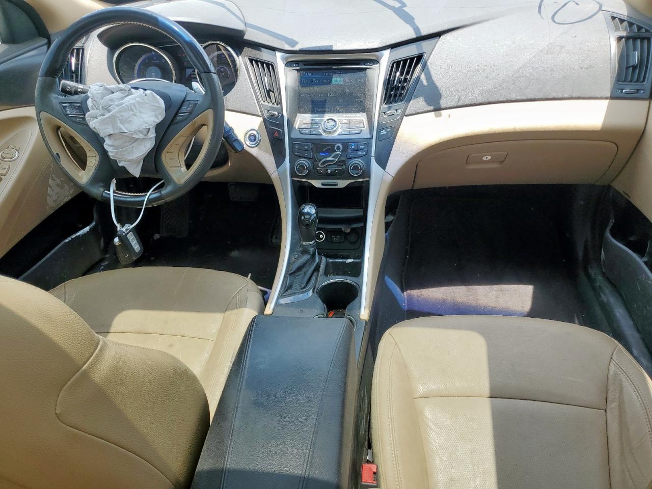2012 Hyundai Sonata - Image 8