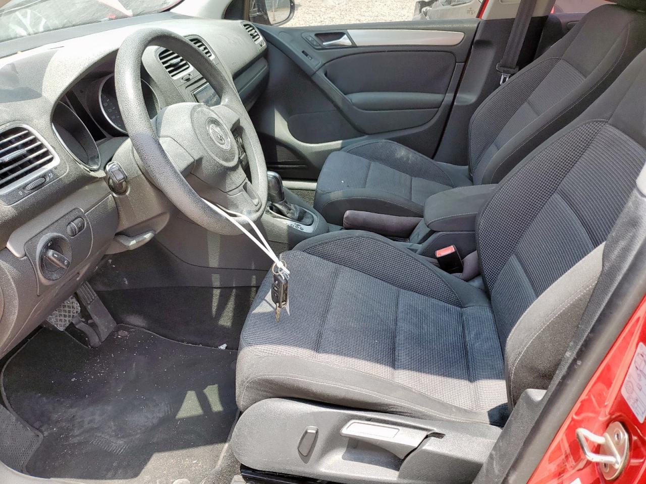 2013 Volkswagen Golf VIN: WVWDB7AJ5DW084122 Lot: 56863095
