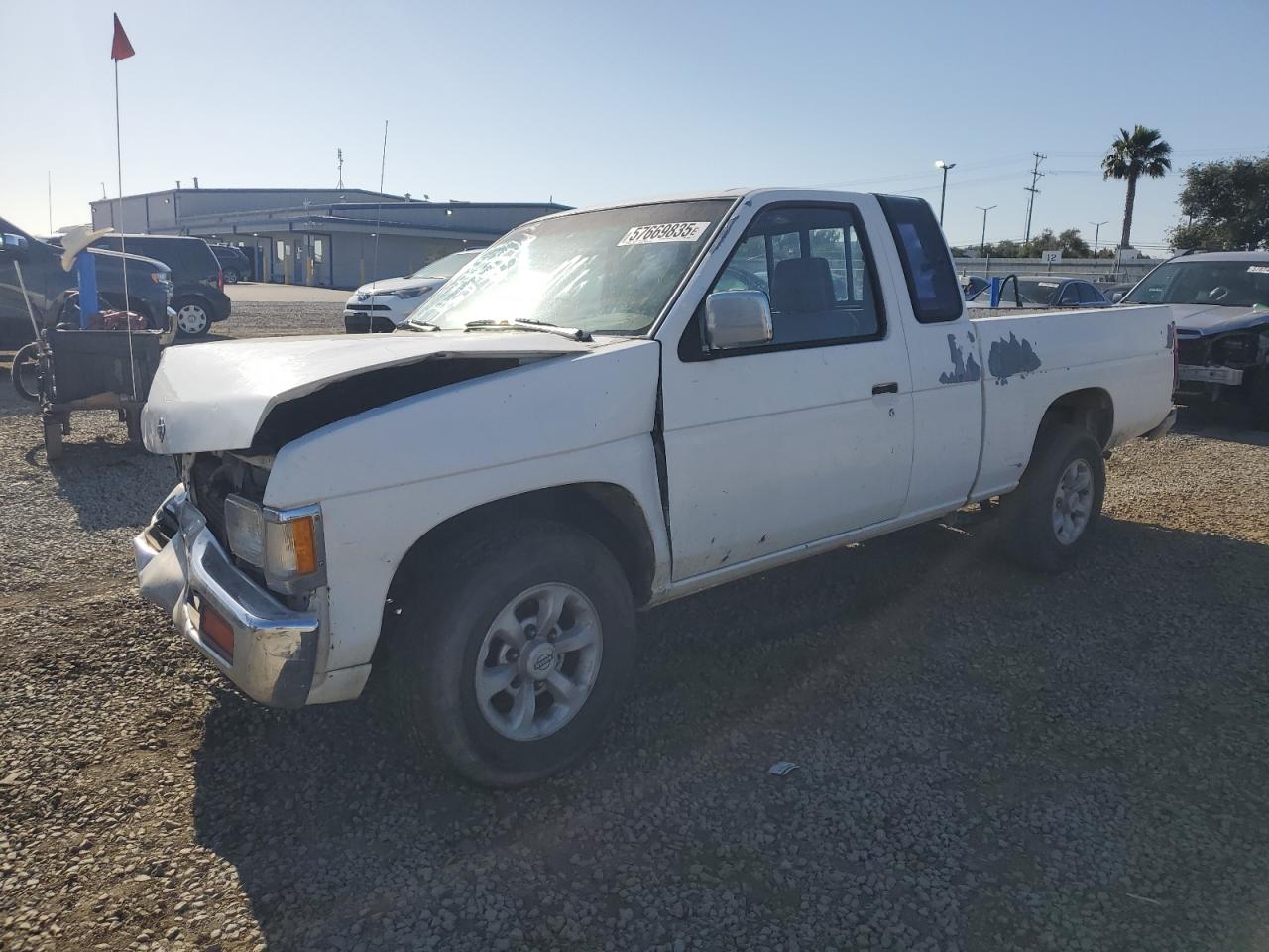 1997 Nissan Truck King Cab Se იყიდება San Diego-ში, CA - Front End