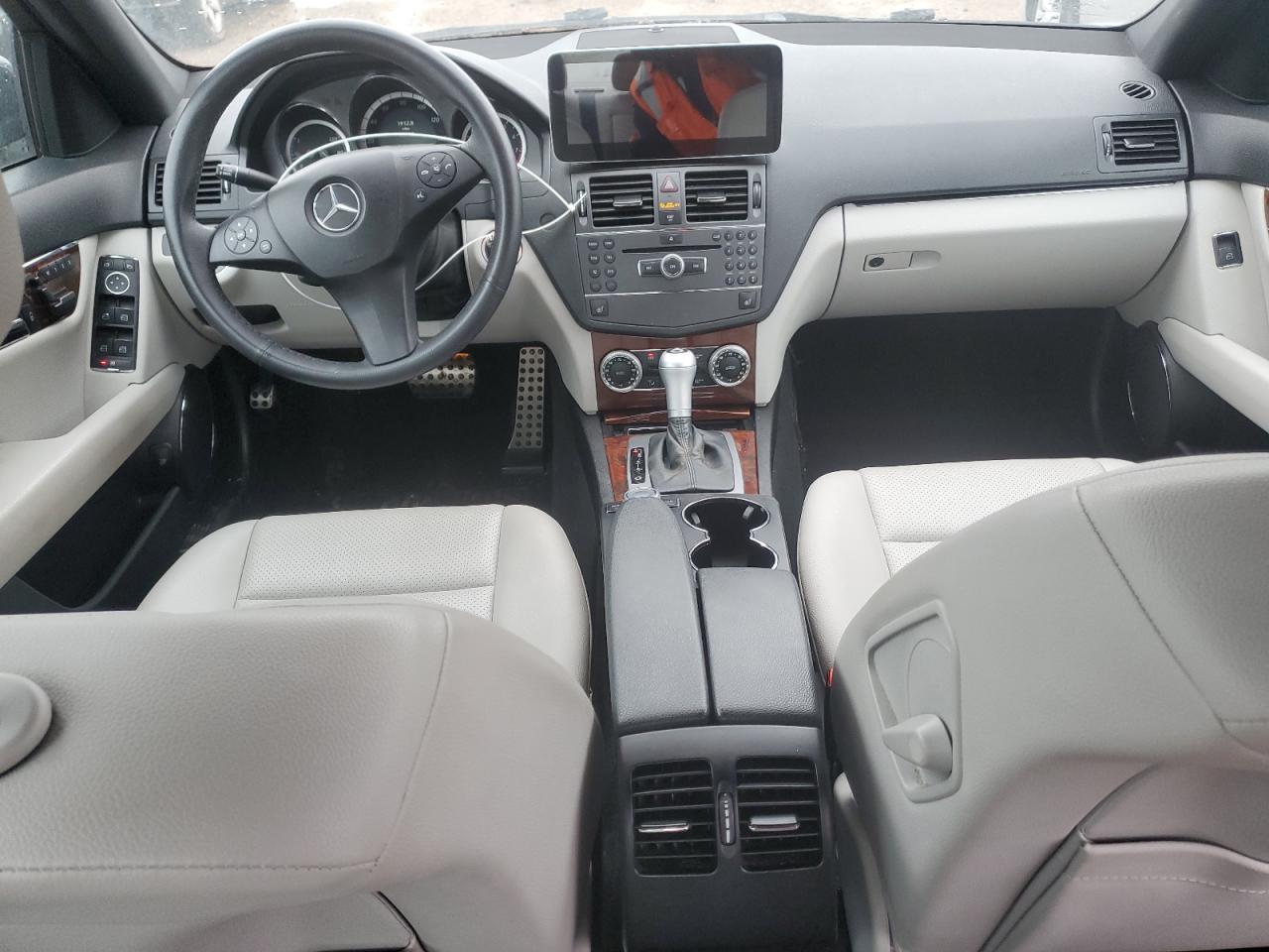 2010 Mercedes-Benz C 300 4Matic VIN: WDDGF8BB6AF446412 Lot: 51227495