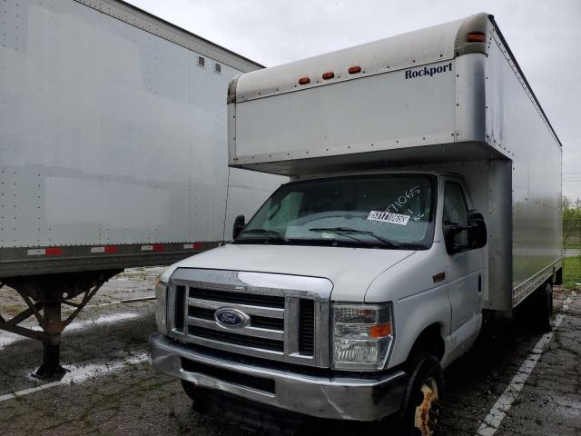 2012 Ford Econoline E450 Super Duty Cutaway Van