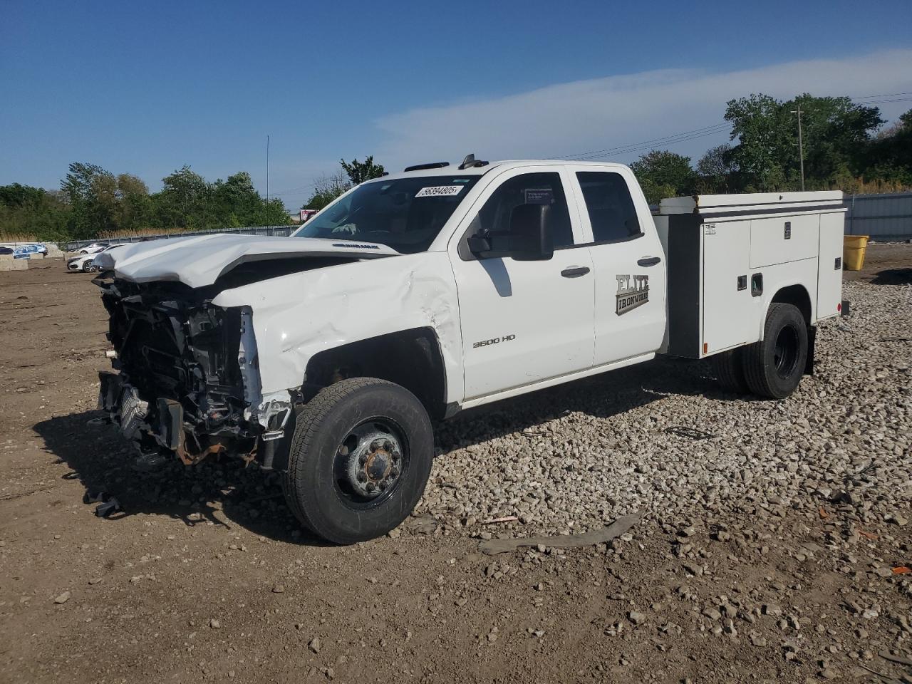 2016 Chevrolet Silverado K3500 for Sale in Chicago Heights, IL - Front End
