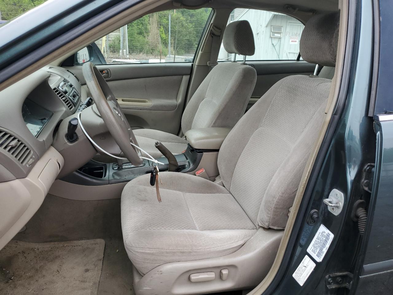 2003 Toyota Camry Le VIN: 4T1BE32K23U736313 Lot: 56417685