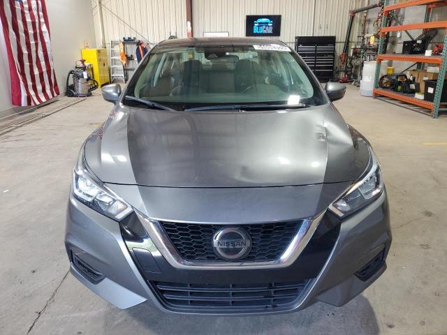  NISSAN VERSA 2021 Gray