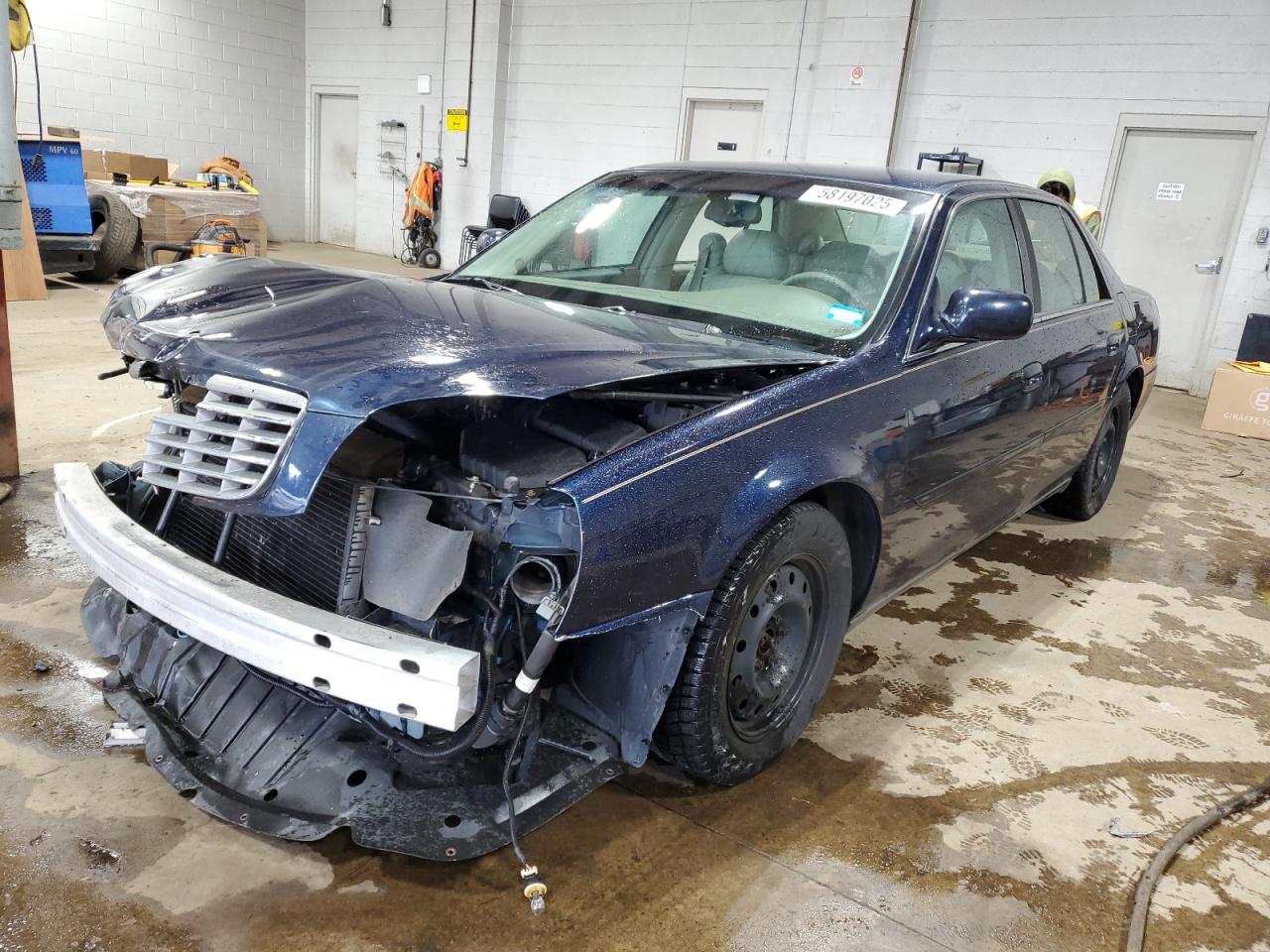 2002 Cadillac Deville للبيع في New Britain، CT - Front End