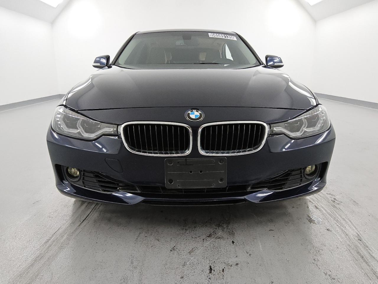 Van Nuys, CA에서 판매 중인 2013 Bmw 328 I - Side