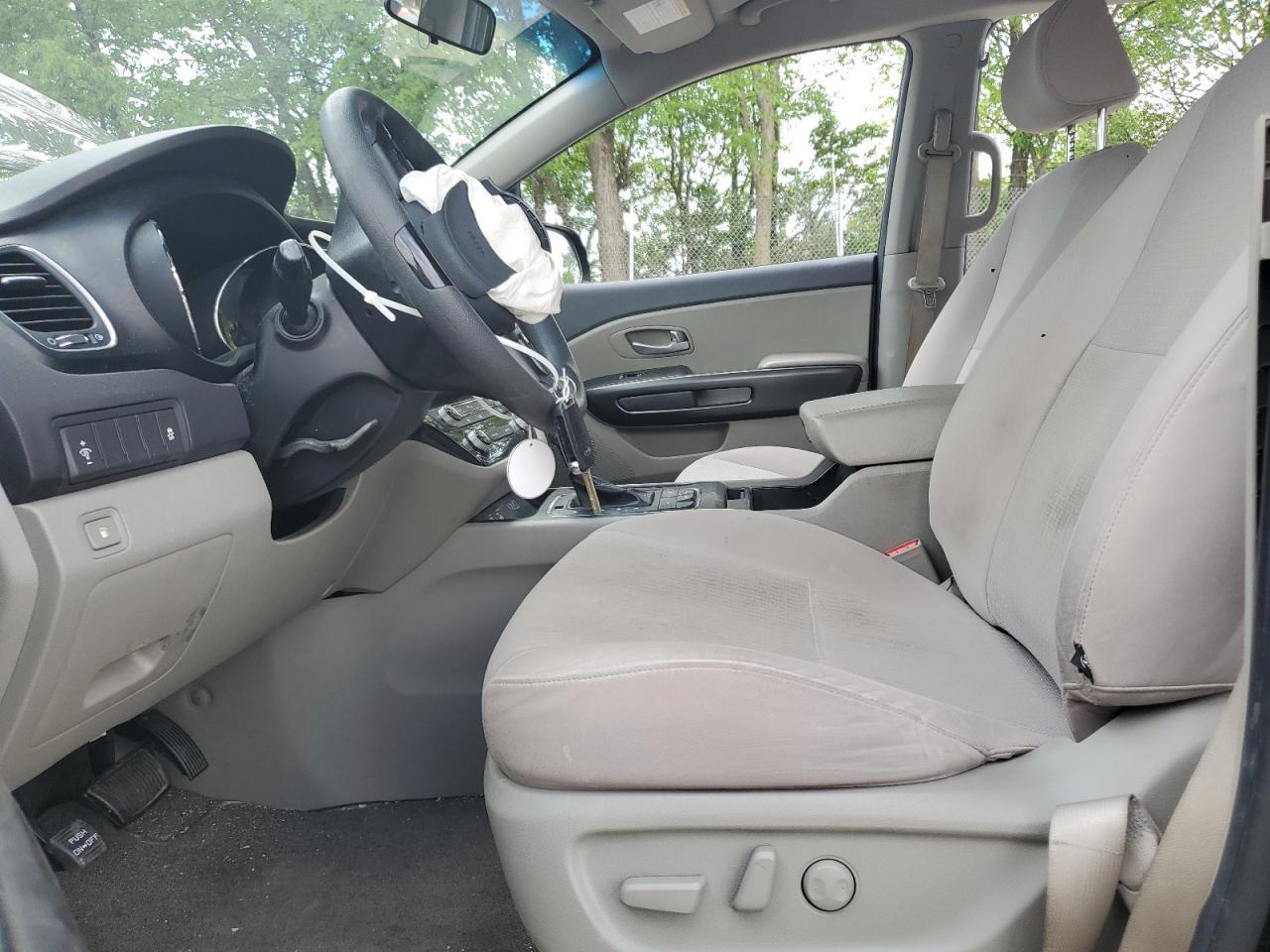 2016 Kia Sedona Lx VIN: KNDMB5C10G6192489 Lot: 57021035