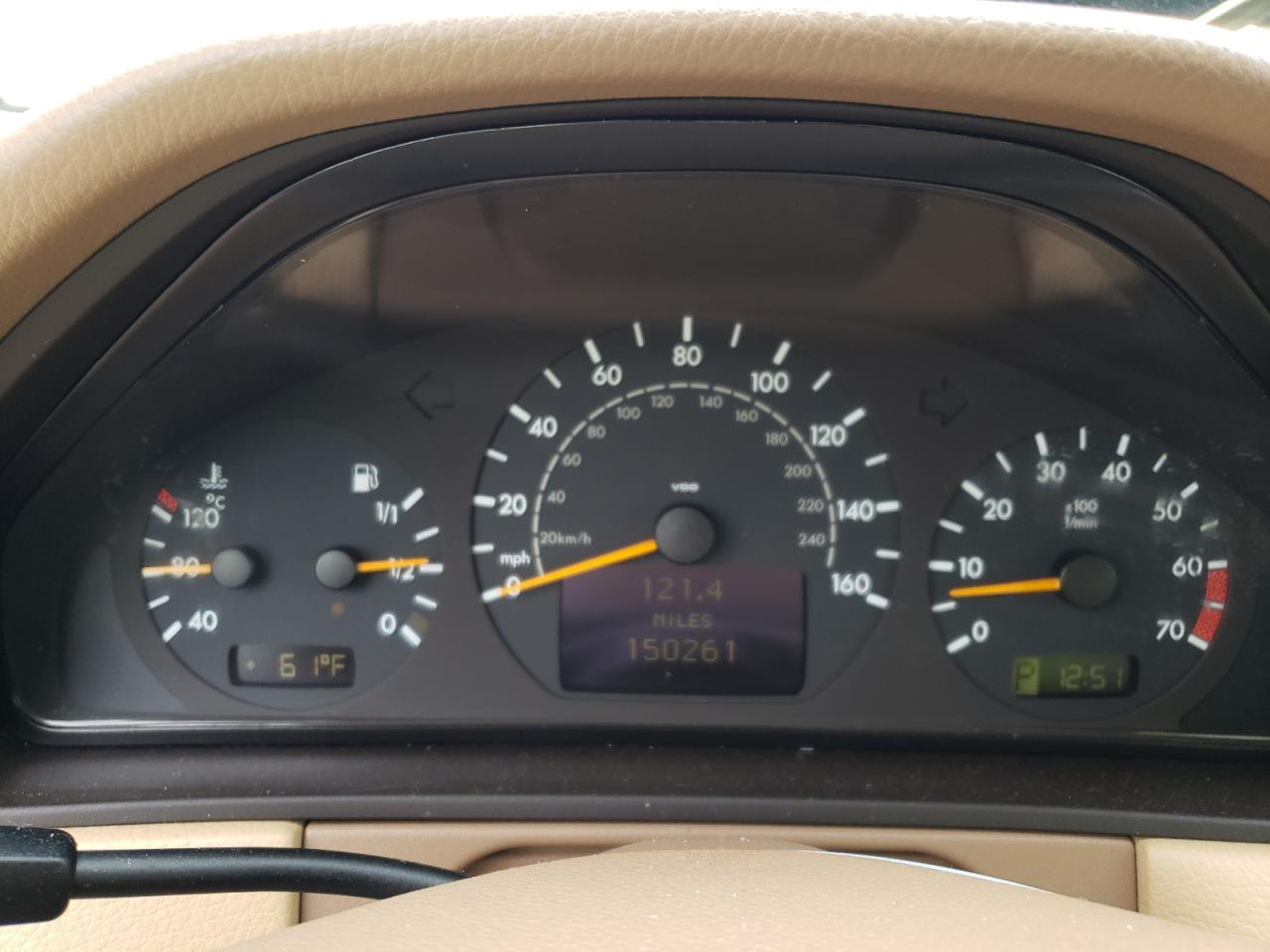 2000 Mercedes-Benz E 320 VIN: WDBJF65J0YB031612 Lot: 57179415