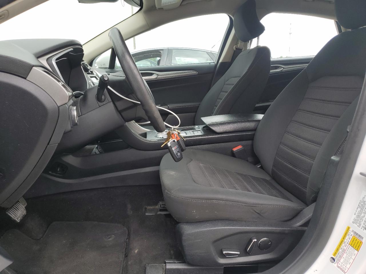 2019 Ford Fusion Se VIN: 3FA6P0LU2KR285121 Lot: 54029025