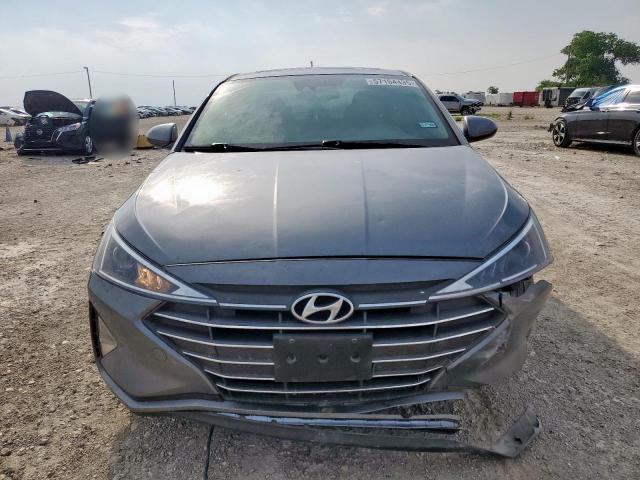  HYUNDAI ELANTRA 2019 Сріблястий