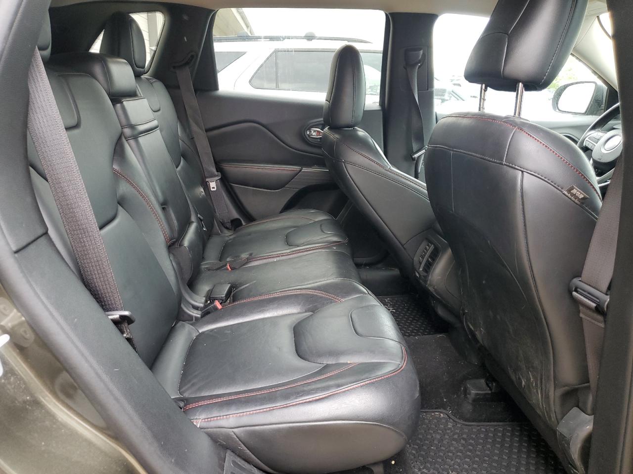 2015 Jeep Cherokee Trailhawk VIN: 1C4PJMBSXFW588030 Lot: 55057635