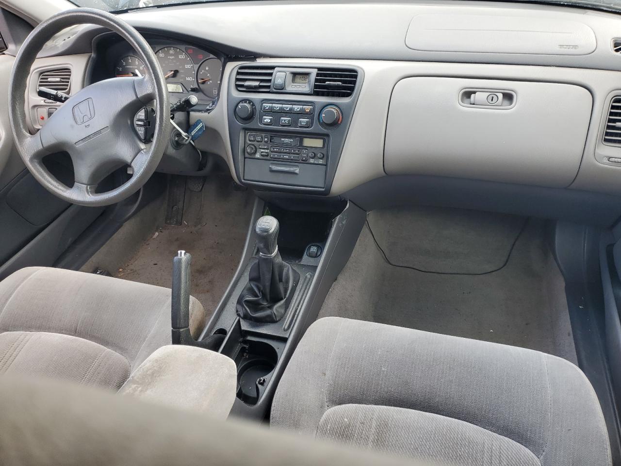 2000 Honda Accord Lx VIN: 1HGCG5543YA042333 Lot: 57002545
