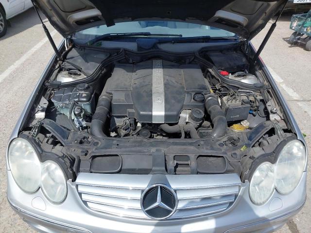 2002 MERCEDES BENZ CLK 240 EL