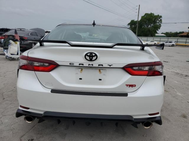  TOYOTA CAMRY 2022 Белый