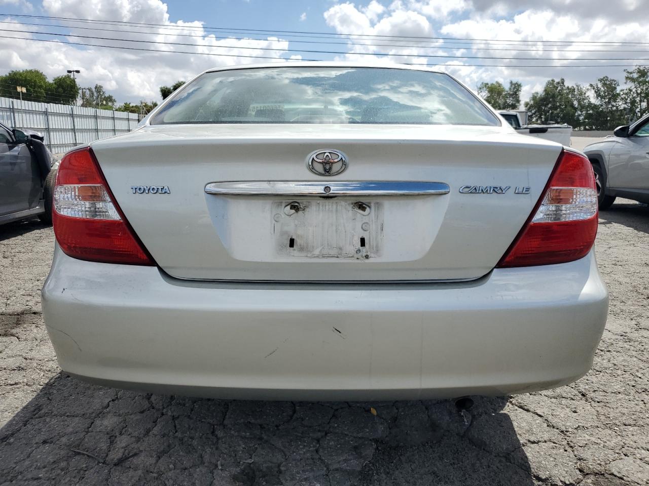2003 Toyota Camry Le VIN: JTDBE32K730233761 Lot: 56600115