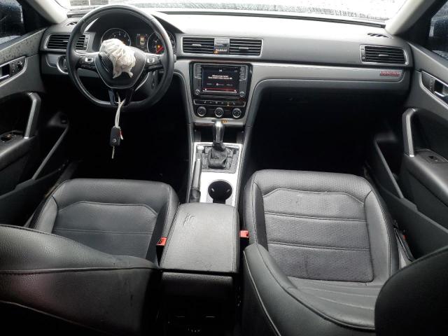  VOLKSWAGEN PASSAT 2019 Szary