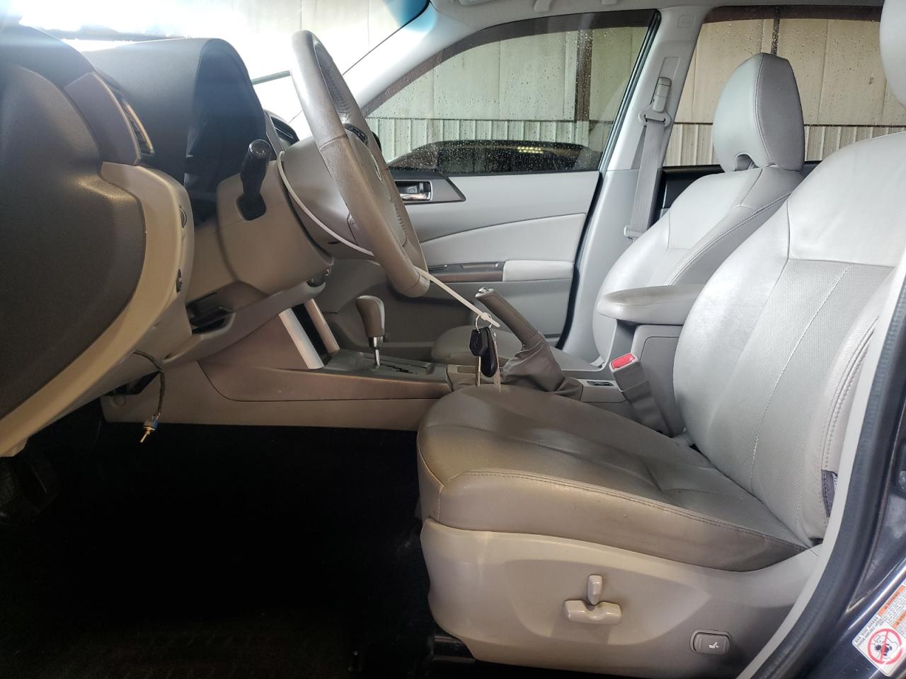 2011 Subaru Forester Limited VIN: JF2SHAFC4BH753190 Lot: 57217885