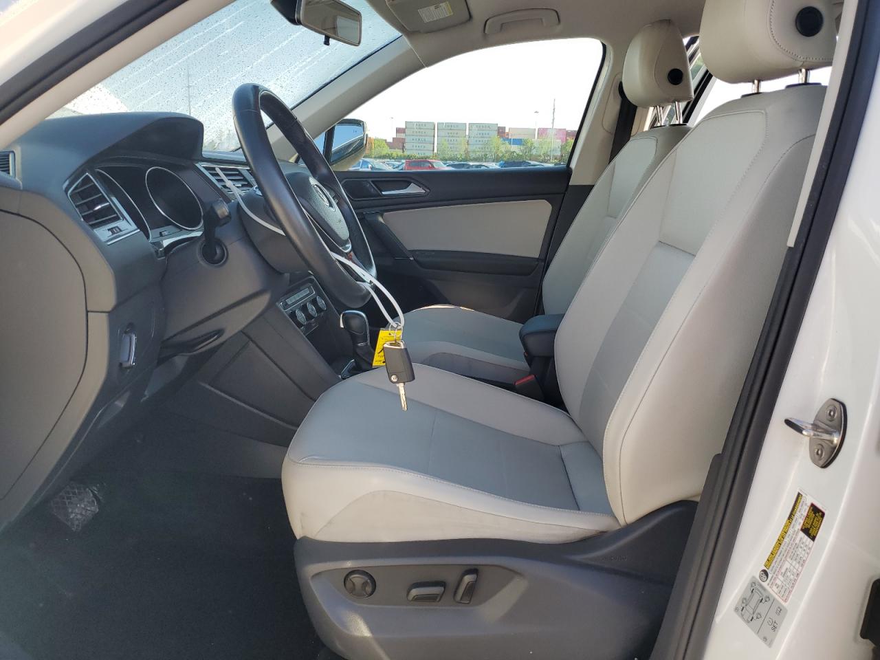 2018 Volkswagen Tiguan Se VIN: 3VV3B7AXXJM048925 Lot: 57089745