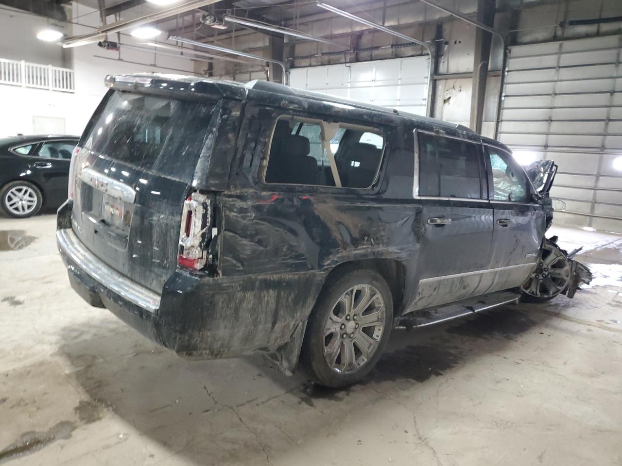 2016 GMC Yukon Xl Denali VIN: 1GKS2HKJ2GR467566 Lot: 58401935